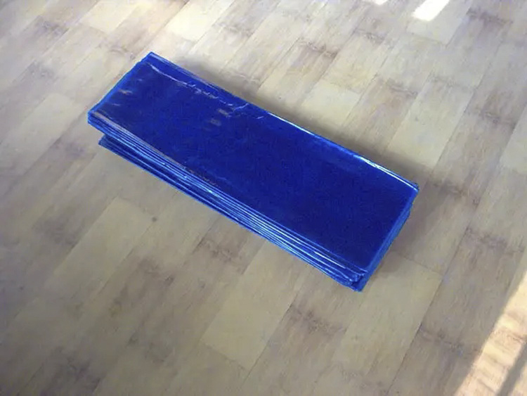 Máquina automática de alta frecuencia para fabricación de bolsas.  
